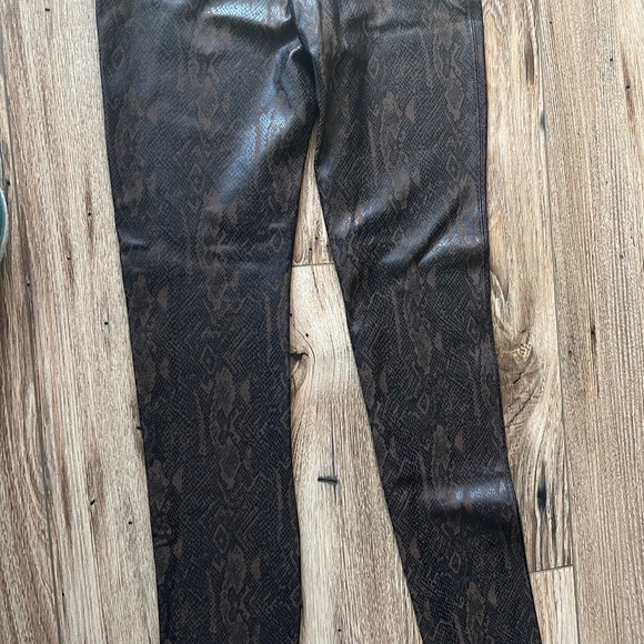 NWT adorable leggings - Picture 4 of 4